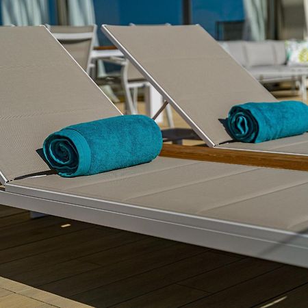 Serenity Heights - Luxury Concierge Services アデヘ エクステリア 写真