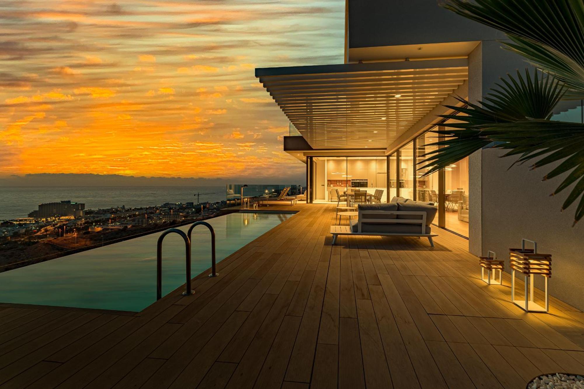 Serenity Heights - Luxury Concierge Services アデヘ エクステリア 写真